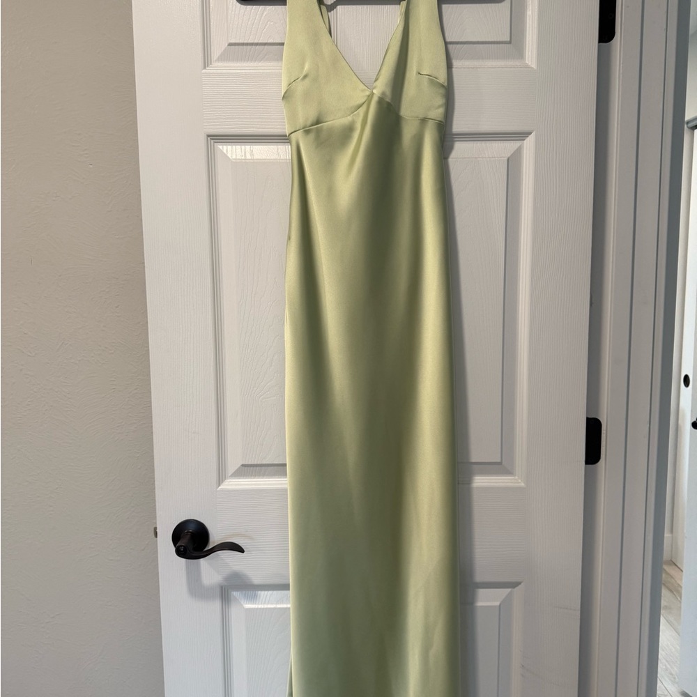 Elegant Green Sleeveless Dress
